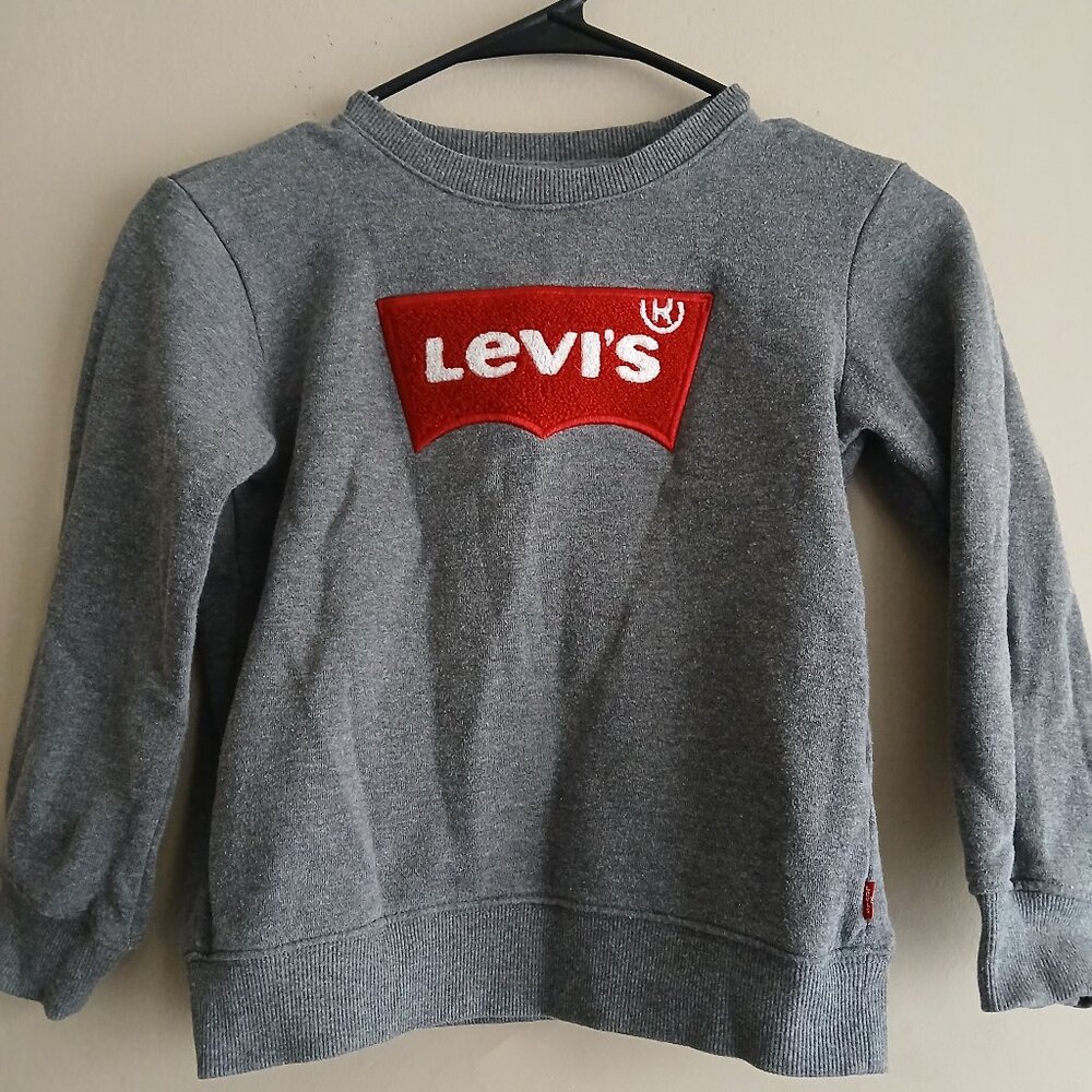 Levi's Sweater